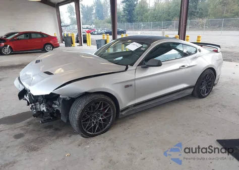 2018 Ford Mustang Ecoboost z USA, uszkodzony, nr VIN 1FA6P8TH9J5105541